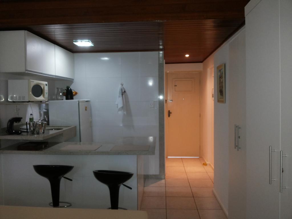 Appartamento Flat Na Avenida Oceanica Salvador Camera foto