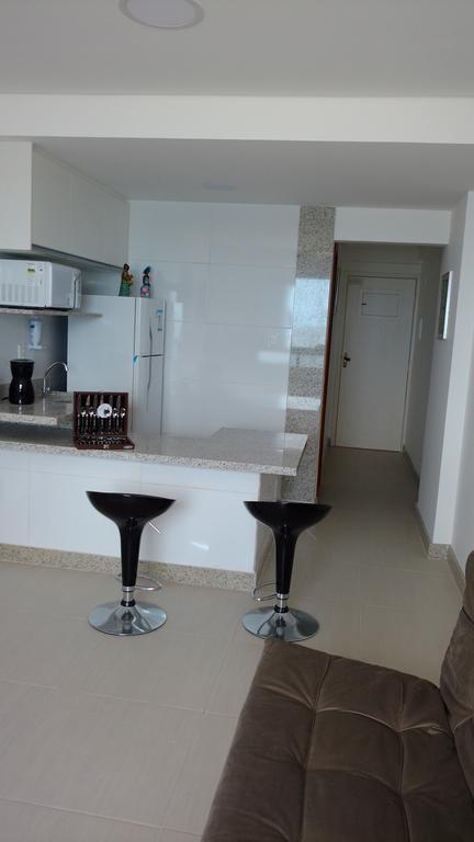 Appartamento Flat Na Avenida Oceanica Salvador Esterno foto